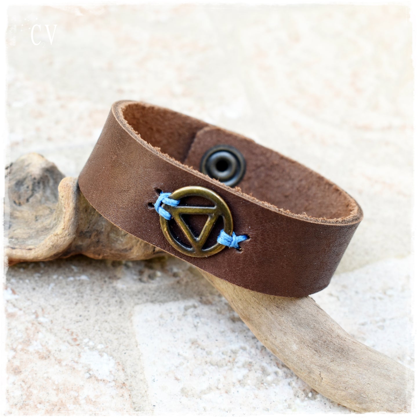 Minimal Recovery Leather Bracelet